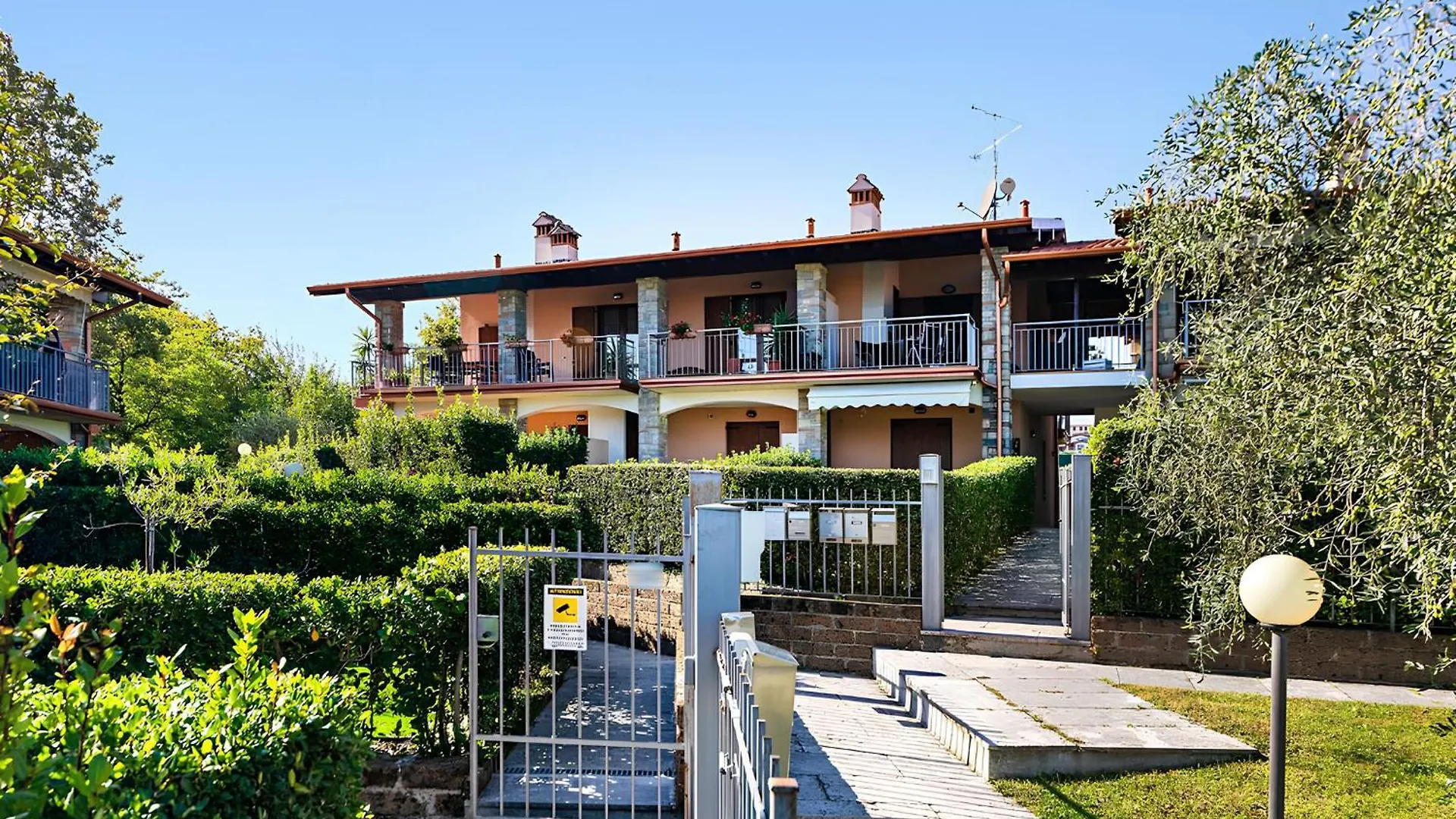 Apartamento I Broli - Lovely Nest With Pool Polpenazze del Garda